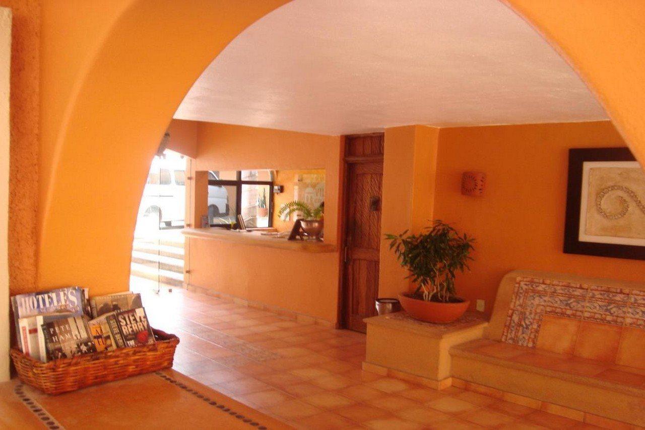 Hotel Villa Mexicana Zihuatanejo Exterior photo