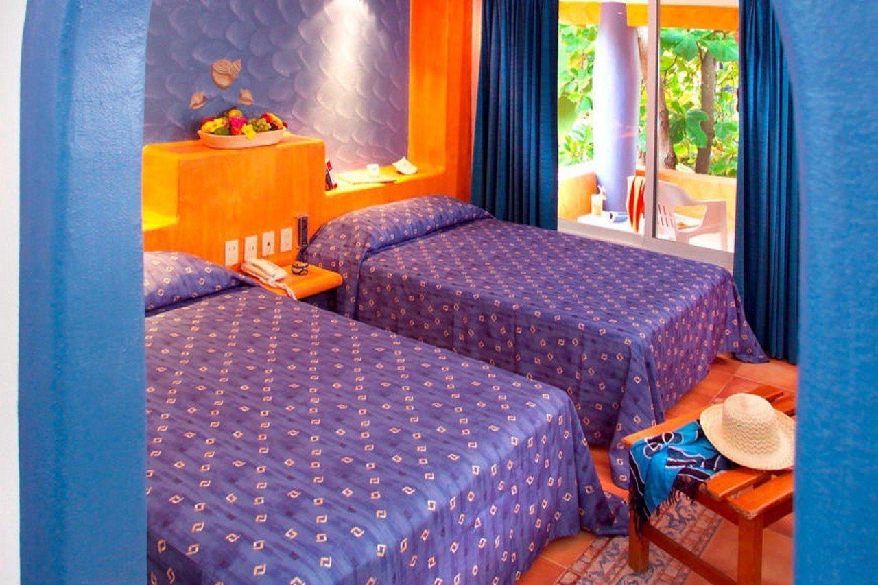 Hotel Villa Mexicana Zihuatanejo Exterior photo