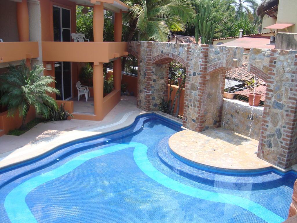 Hotel Villa Mexicana Zihuatanejo Exterior photo