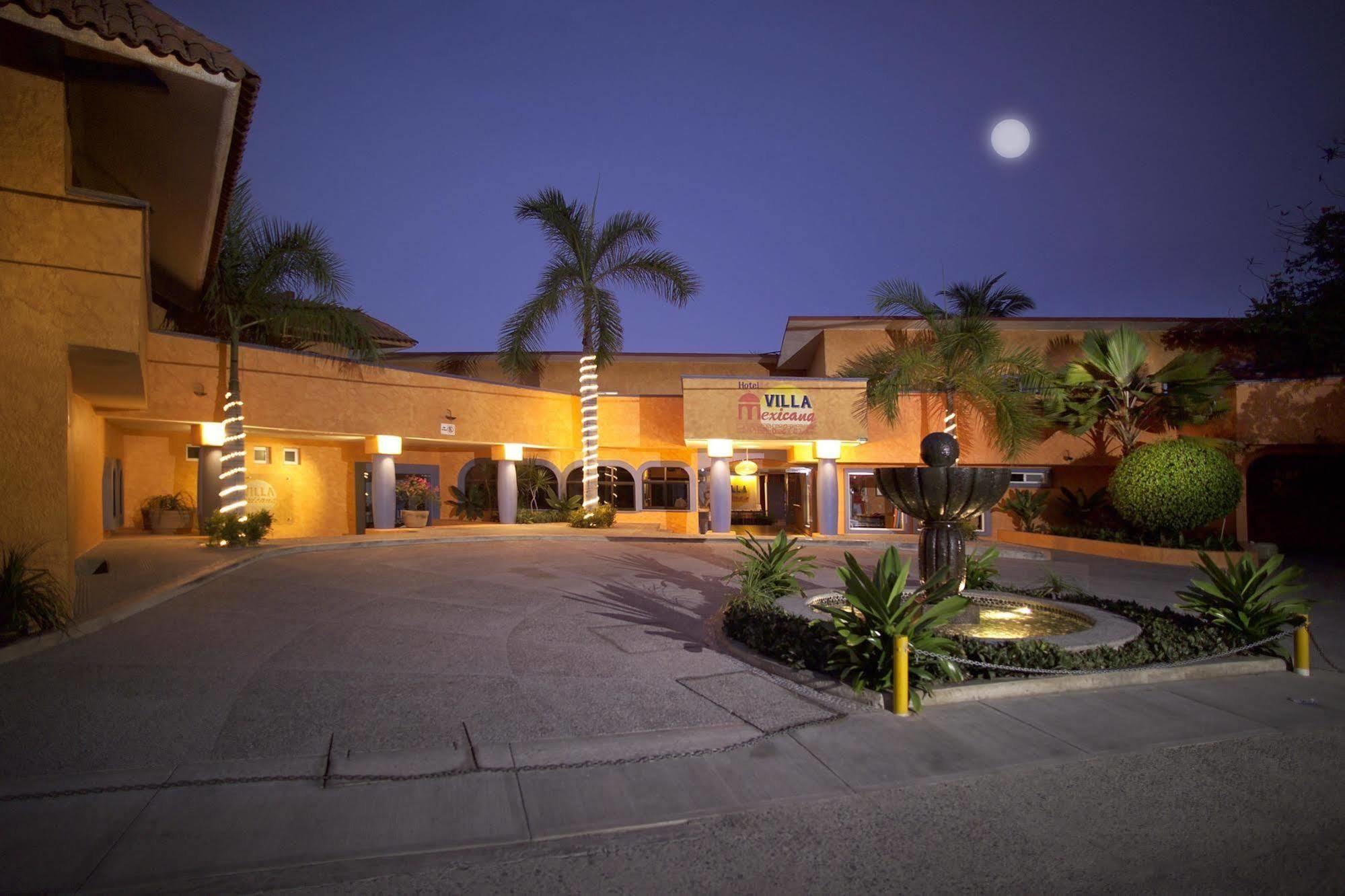 Hotel Villa Mexicana Zihuatanejo Exterior photo